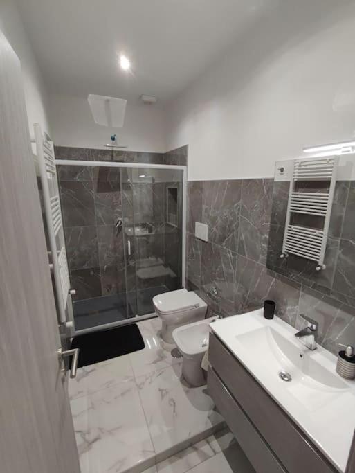 Intero Appartamento Casa Vacanze "Il Pino" Roma Infernetto Bagian luar foto