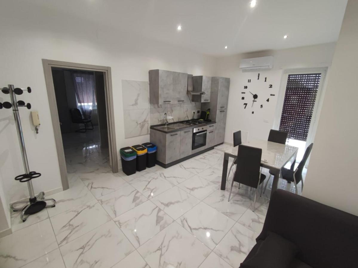 Intero Appartamento Casa Vacanze "Il Pino" Roma Infernetto Bagian luar foto